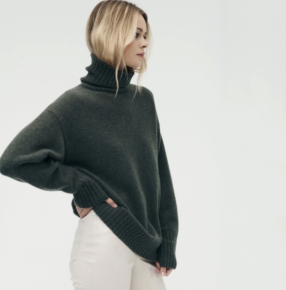 Naadam Luxe Cashmere Sweater - Picture 2 of 5
